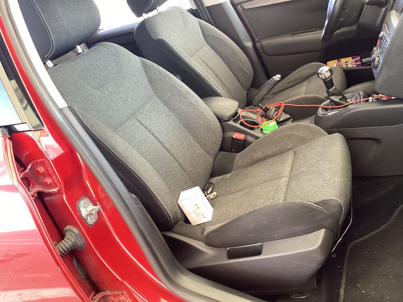 Citroen C4 1.6 Blue-HDi Feel Edition 2015 – снимка 35