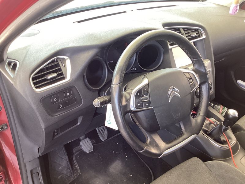 Citroen C4 1.6 Blue-HDi Feel Edition 2015 – снимка 36