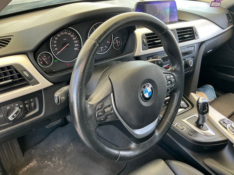 BMW 3er 318d 2014 – снимка 26