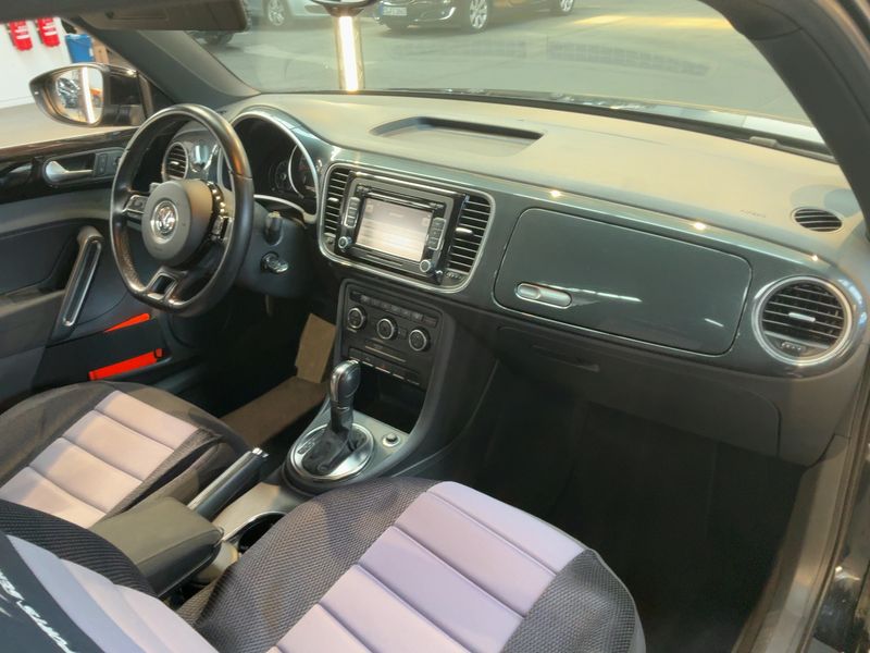 Volkswagen Beetle 1.4 TSI Sport 2013 – снимка 18