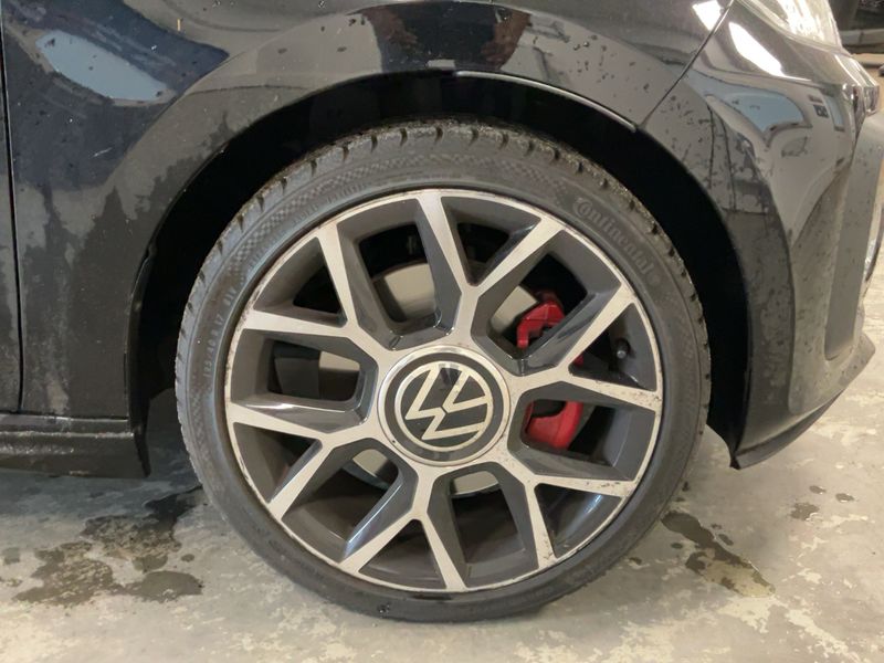 Volkswagen up! 1.0 TSI GTI 2022 – снимка 11