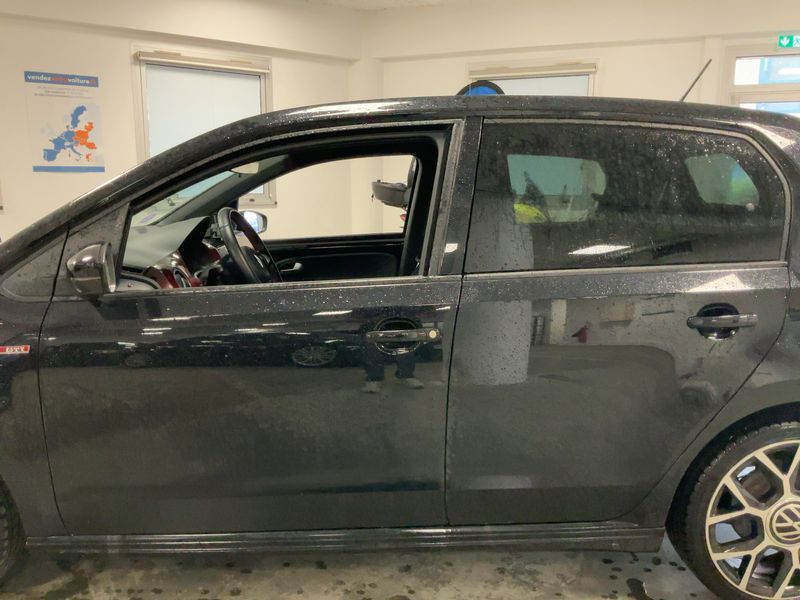Volkswagen up! 1.0 TSI GTI 2022 – снимка 4