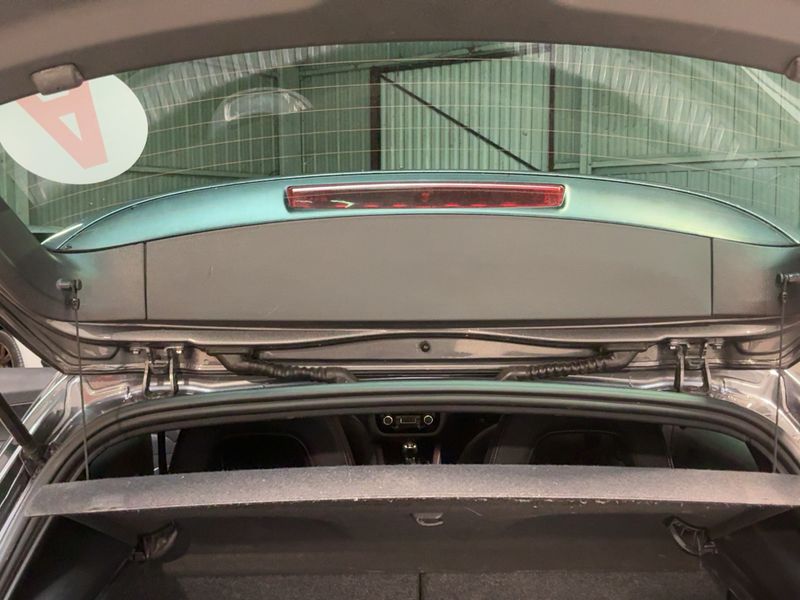 Volkswagen Scirocco 2.0 TDI Carat 2011 – снимка 15