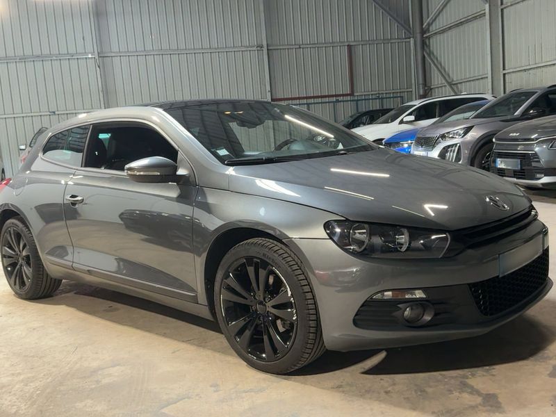 Volkswagen Scirocco 2.0 TDI Carat 2011 – снимка 12