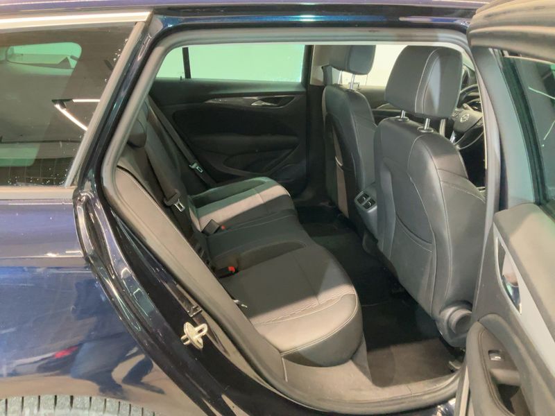 Opel Insignia Sports Tourer 1.5 SIDI Turbo Business Edition 2018 – снимка 20