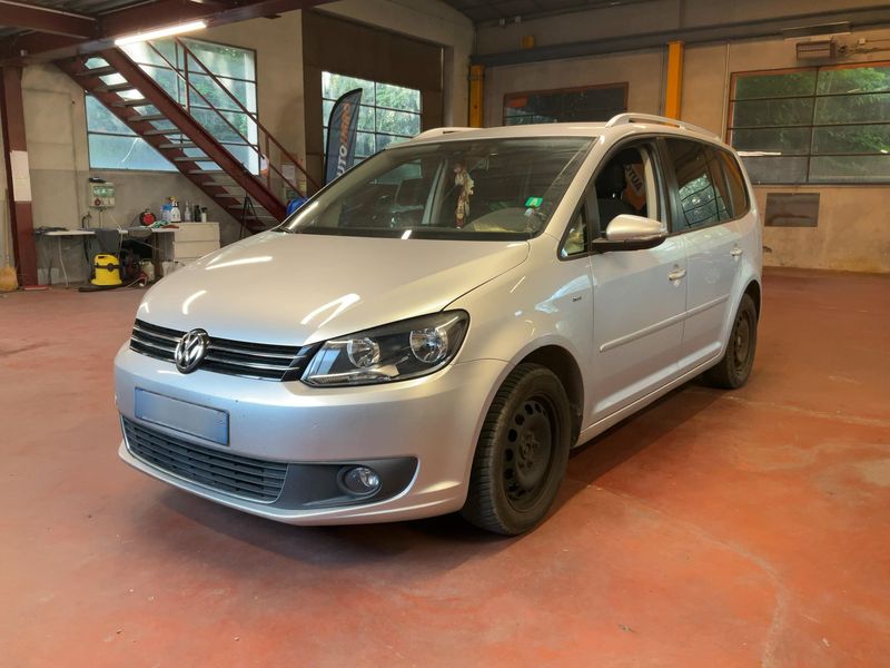 Volkswagen Touran 1.6 TDI Cup 2014 – снимка 1