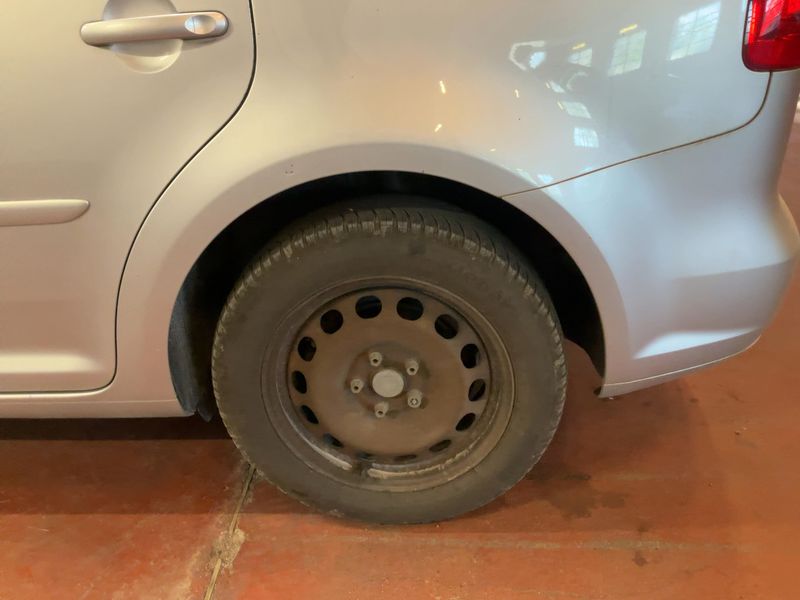 Volkswagen Touran 1.6 TDI Cup 2014 – снимка 5