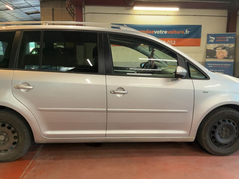 Volkswagen Touran 1.6 TDI Cup 2014 – снимка 10