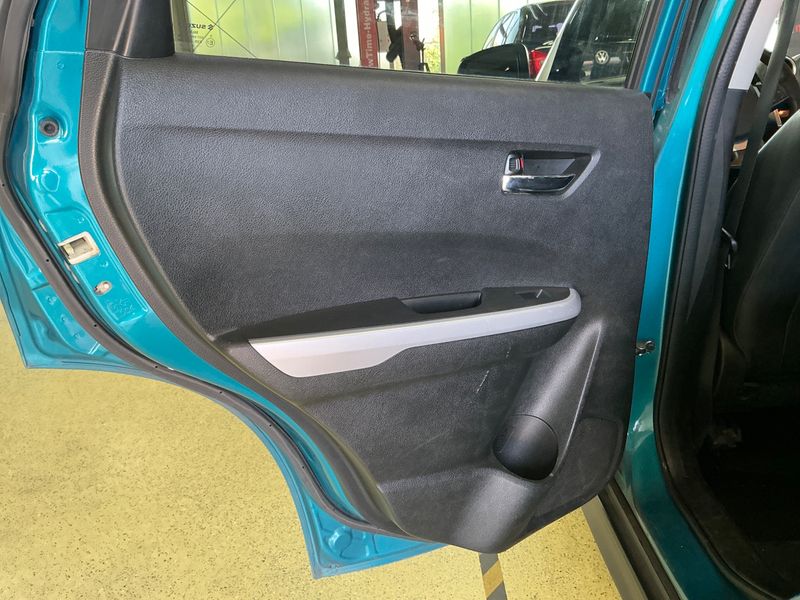 Suzuki Vitara 1.6 DDiS Comfort+ 4x2 2017 – снимка 24