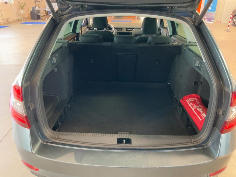 Skoda Octavia 1.0 TSI Style 2019 – снимка 15