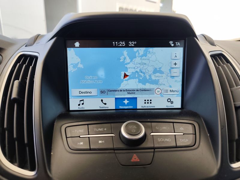 Ford C-Max 1.5 TDCi Trend 2018 – снимка 13