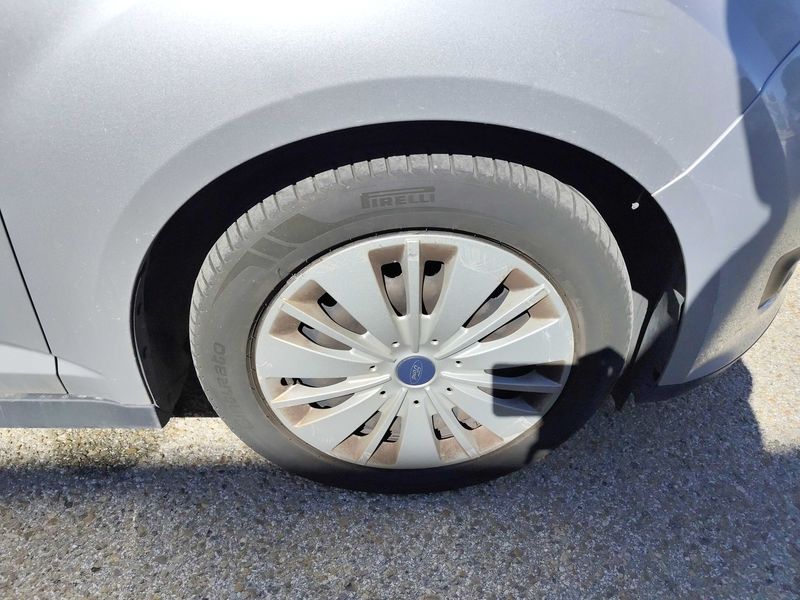 Ford C-Max 1.5 TDCi Trend 2018 – снимка 18