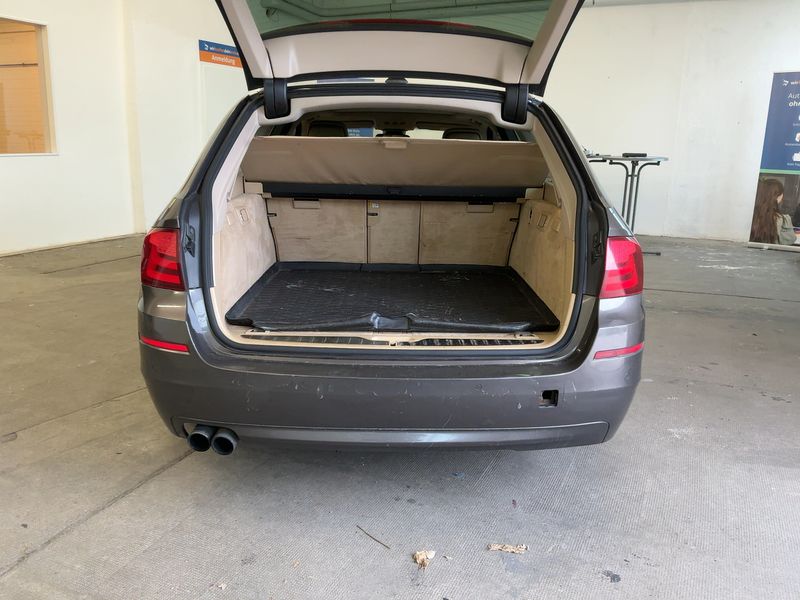 BMW 5er 528i 2011 – снимка 15