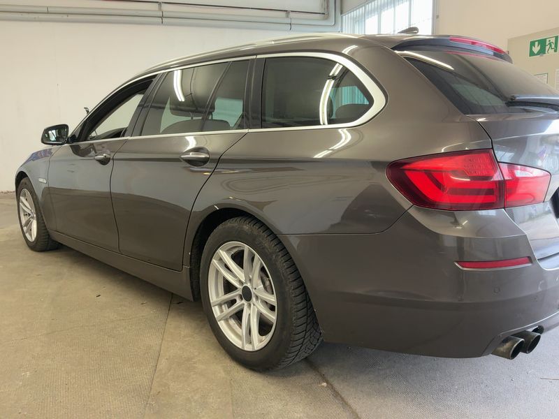 BMW 5er 528i 2011 – снимка 6