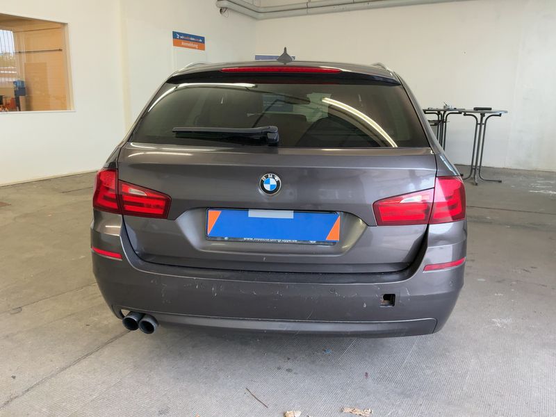 BMW 5er 528i 2011 – снимка 7