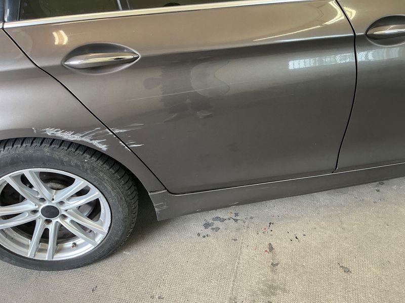 BMW 5er 528i 2011 – снимка 28