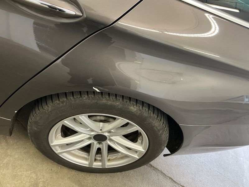 BMW 5er 528i 2011 – снимка 30