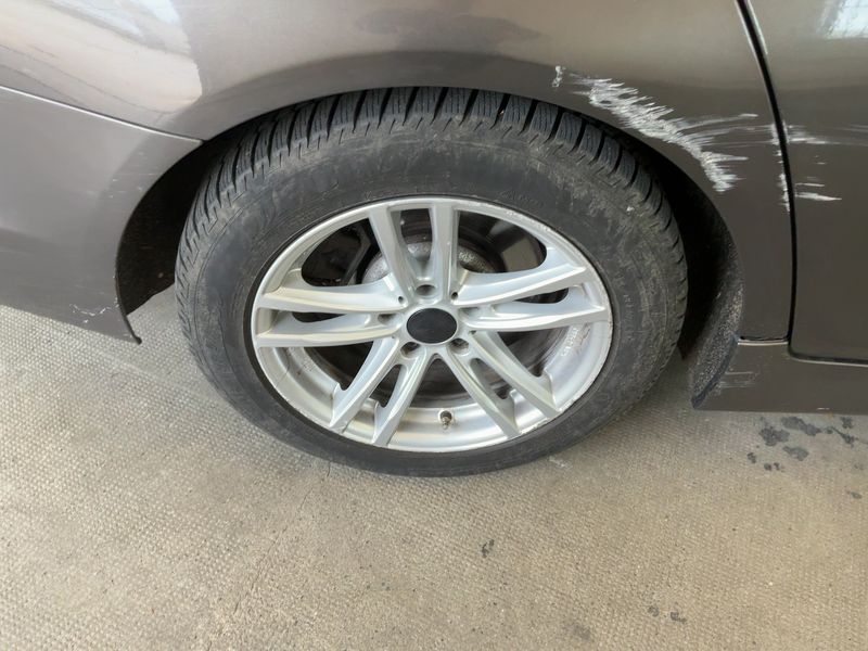 BMW 5er 528i 2011 – снимка 9