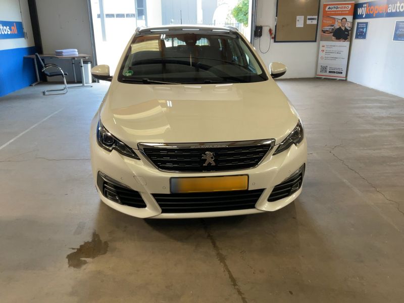 Peugeot 308 1.6 Blue-HDi Allure Business 2018 – снимка 14