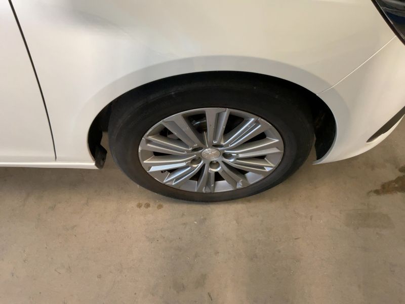 Peugeot 308 1.6 Blue-HDi Allure Business 2018 – снимка 11