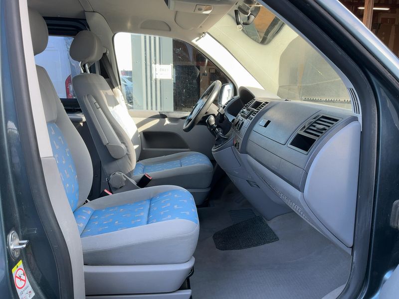 Volkswagen T5 California 2.5 TDI Beach 2007 – снимка 16