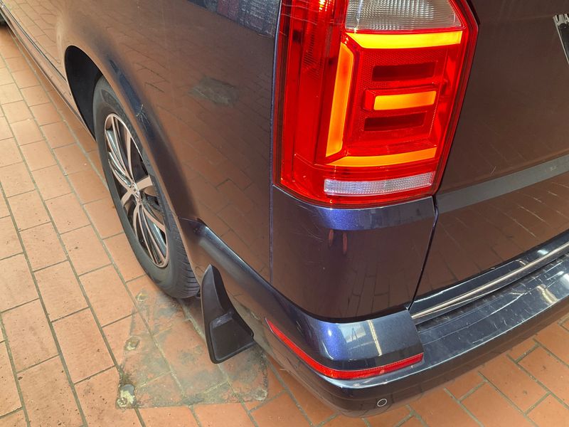 Volkswagen T6 Multivan 2.0 TDI Multivan Generation Six 4Motion 2016 – снимка 25