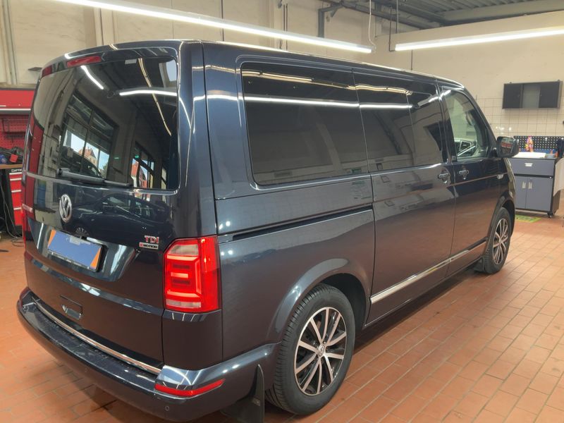 Volkswagen T6 Multivan 2.0 TDI Multivan Generation Six 4Motion 2016 – снимка 8