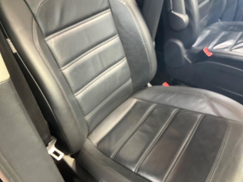 Volkswagen T6 Multivan 2.0 TDI Multivan Generation Six 4Motion 2016 – снимка 27