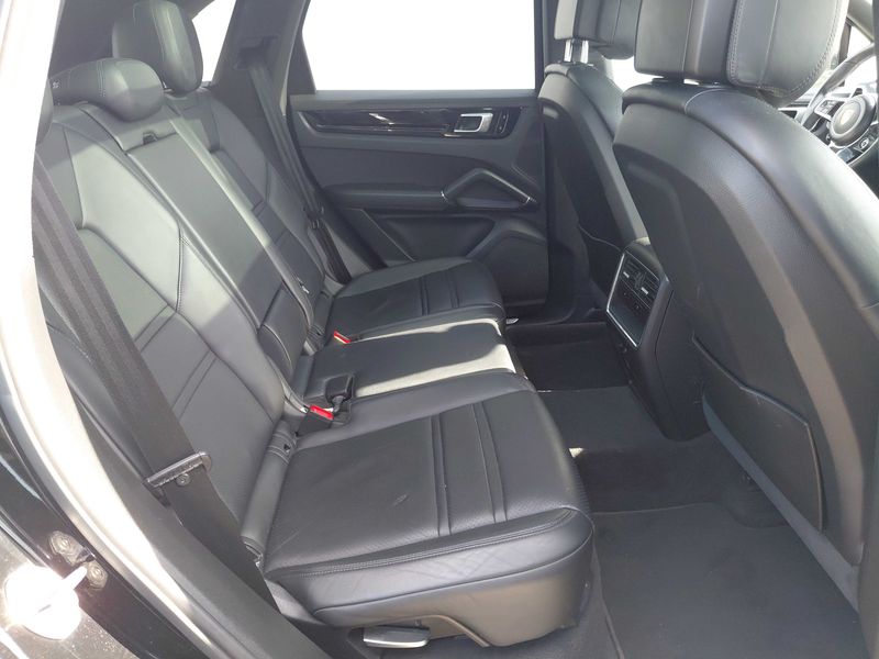 Porsche Cayenne S 2019 – снимка 14