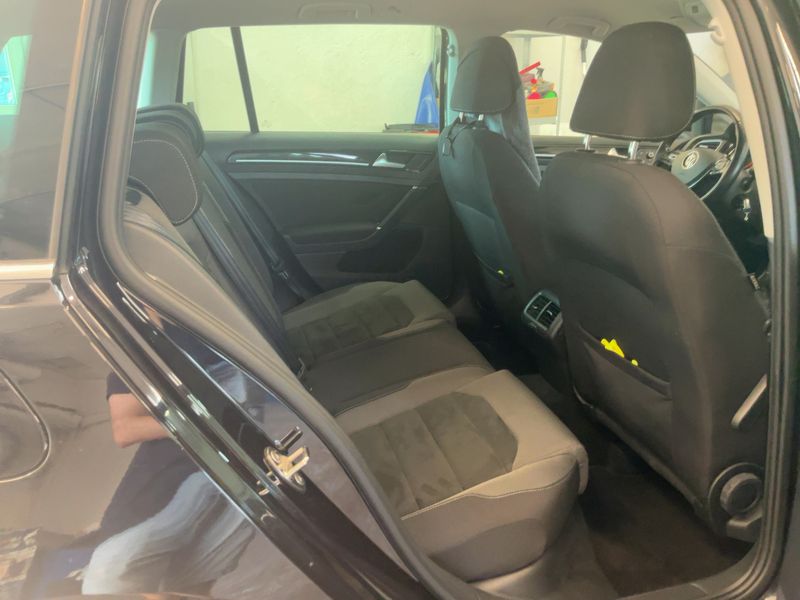 Volkswagen Golf VII 2.0 TDI Highline BlueMotion Tech 2017 – снимка 19