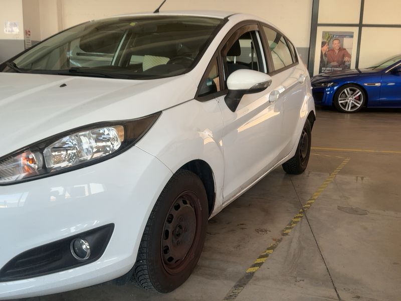 Ford Fiesta 1.25 Business 2015 – снимка 2