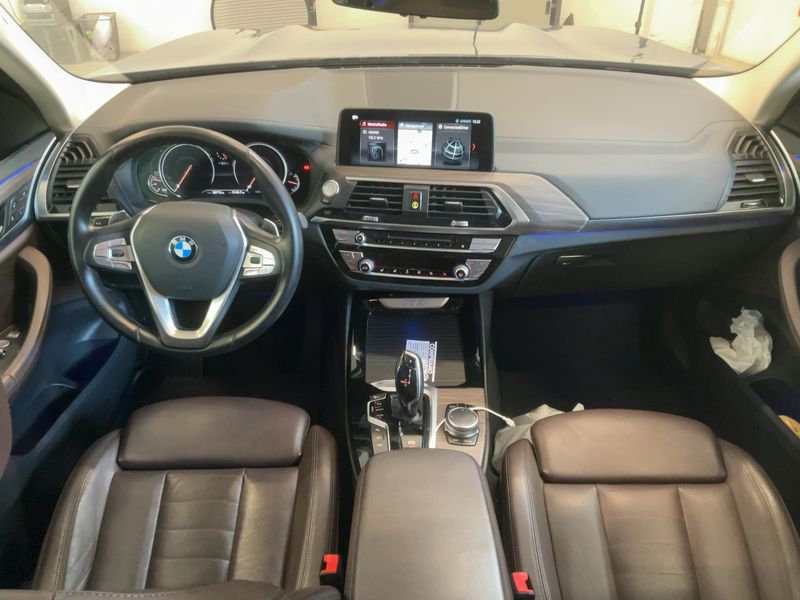 BMW X3 xDrive 20d Luxury Line 2018 – снимка 17