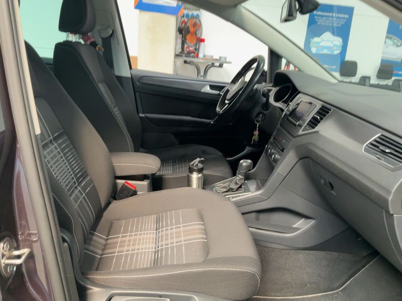 Volkswagen Golf VII Sportsvan 1.4 TSI Lounge BlueMotion Tech 2015 – снимка 16