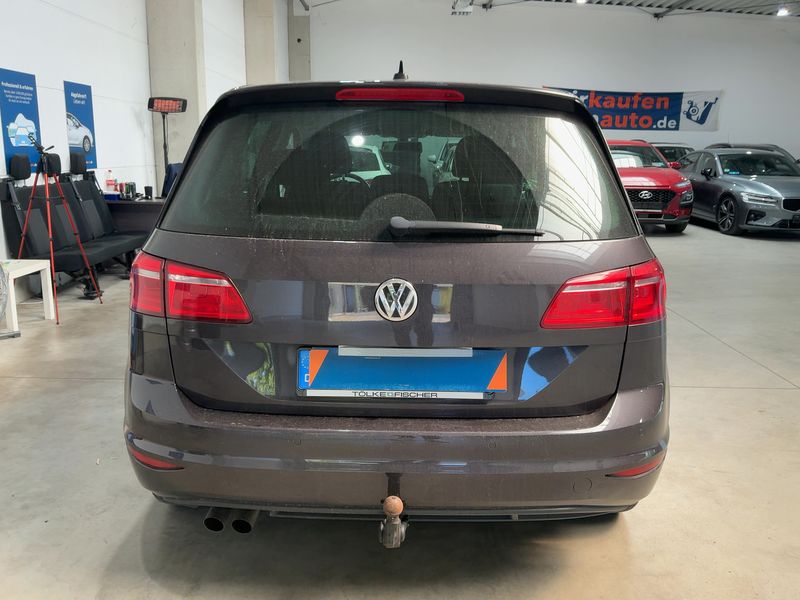 Volkswagen Golf VII Sportsvan 1.4 TSI Lounge BlueMotion Tech 2015 – снимка 7