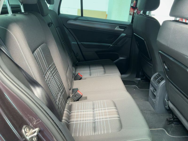 Volkswagen Golf VII Sportsvan 1.4 TSI Lounge BlueMotion Tech 2015 – снимка 19