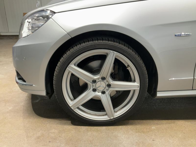 Mercedes-Benz E-Klasse E 350 CGI BlueEfficiency Elegance 2010 – снимка 3
