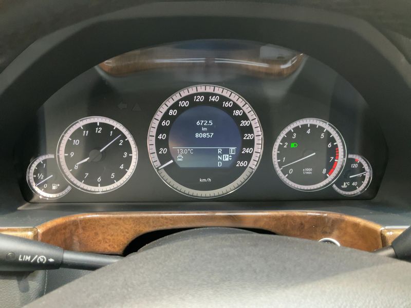 Mercedes-Benz E-Klasse E 350 CGI BlueEfficiency Elegance 2010 – снимка 19