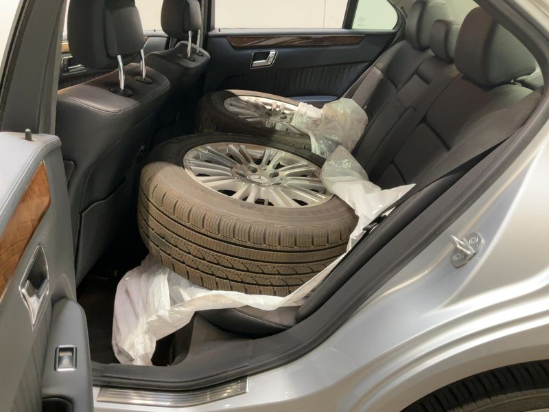 Mercedes-Benz E-Klasse E 350 CGI BlueEfficiency Elegance 2010 – снимка 20