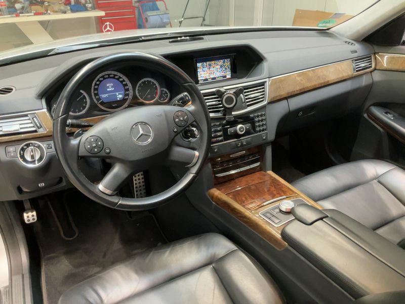 Mercedes-Benz E-Klasse E 350 CGI BlueEfficiency Elegance 2010 – снимка 18