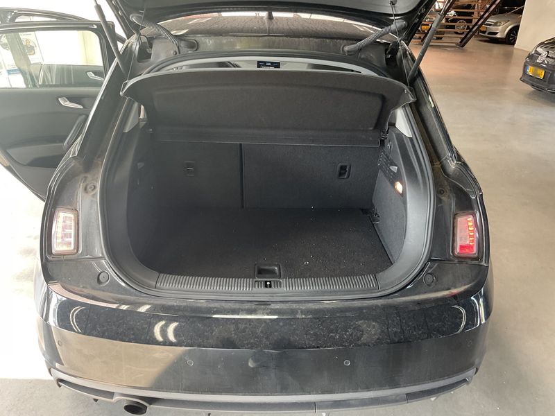 Audi A1 Sportback 1.0 TFSI 2016 – снимка 15