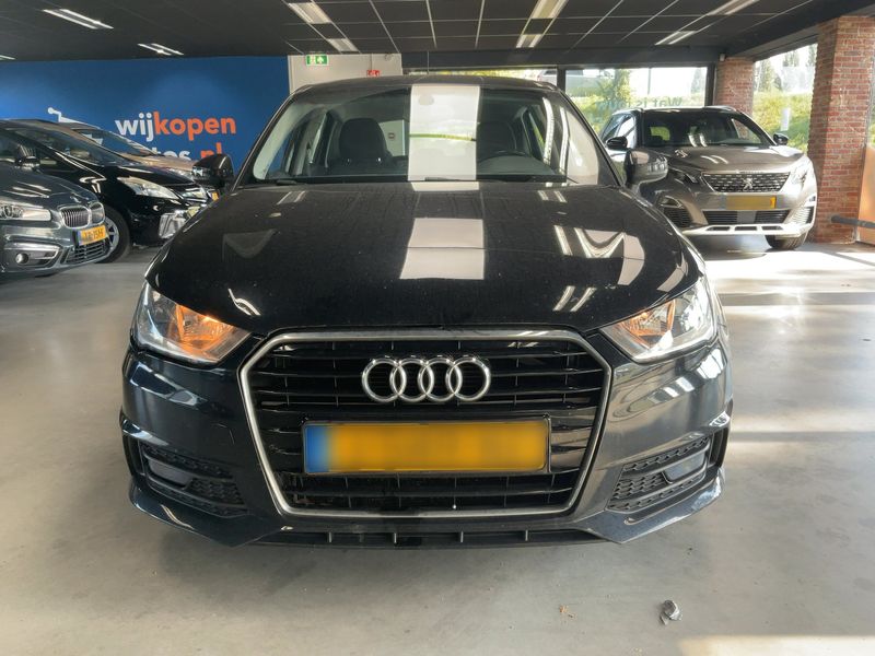 Audi A1 Sportback 1.0 TFSI 2016 – снимка 14