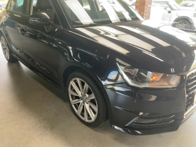 Audi A1 Sportback 1.0 TFSI 2016 – снимка 12