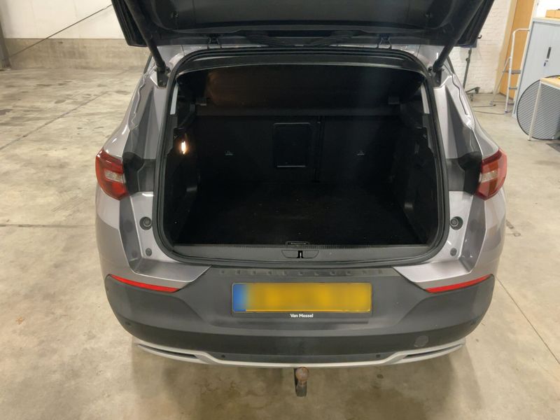 Opel Grandland X 1.6 Plug-in Hybrid 4 INNOVATION 2019 – снимка 15
