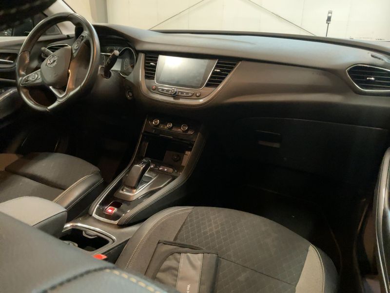 Opel Grandland X 1.6 Plug-in Hybrid 4 INNOVATION 2019 – снимка 17