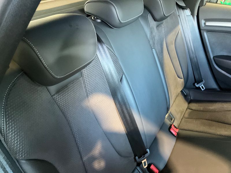 Audi S3 Sportback 2.0 TFSI quattro 2019 – снимка 24