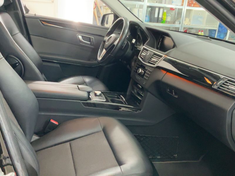 Mercedes-Benz E-Klasse E 200 CGI T BlueEfficiency Avantgarde 2012 – снимка 16