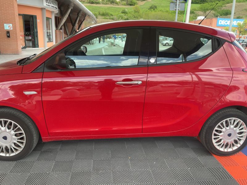 Lancia Ypsilon 1.2 GPL Silver 2016 – снимка 4