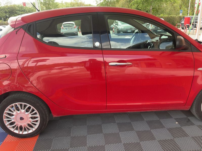 Lancia Ypsilon 1.2 GPL Silver 2016 – снимка 10