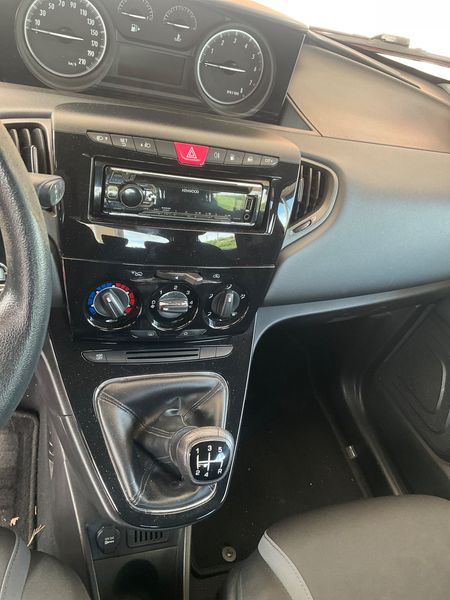 Lancia Ypsilon 1.2 GPL Silver 2016 – снимка 29