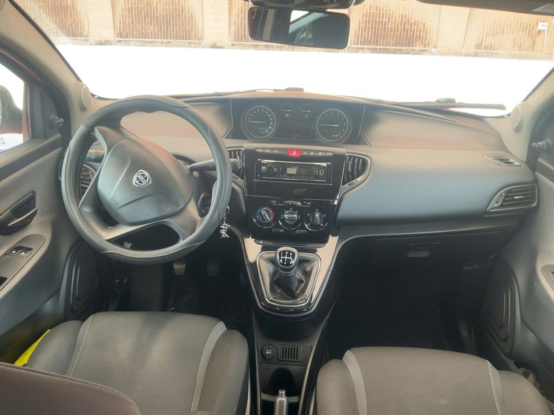 Lancia Ypsilon 1.2 GPL Silver 2016 – снимка 17